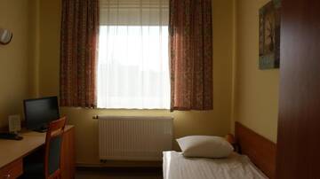 Фото номера Одноместный номер с собственной ванной комнатой Отель Hotel U Braci Zygmuntów г. Лежайск 4
