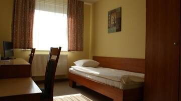 Фото номера Одноместный номер с собственной ванной комнатой Отель Hotel U Braci Zygmuntów г. Лежайск 7