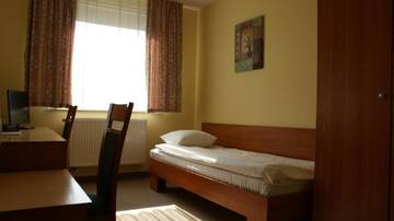 Фото номера Одноместный номер с собственной ванной комнатой Отель Hotel U Braci Zygmuntów г. Лежайск 3